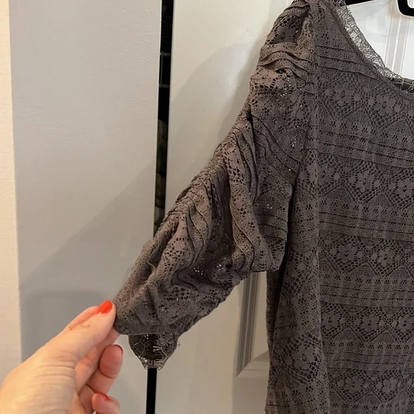 Joie Grey two layer lace top - Picture 3 of 9